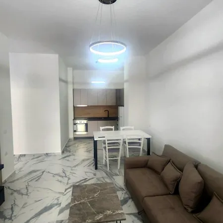 Family 2br With 2 Bathrooms *
